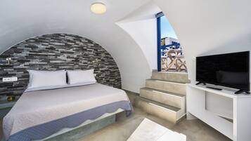 Honeymoon Suite Beach View 2 | Egyptian cotton sheets, premium bedding, memory-foam beds, in-room safe