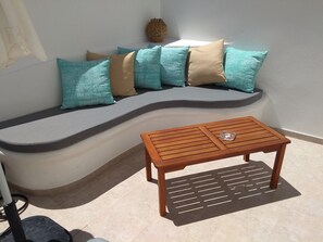 Superior Apartment | Balcony - Nikoletta Studios (Naxos)