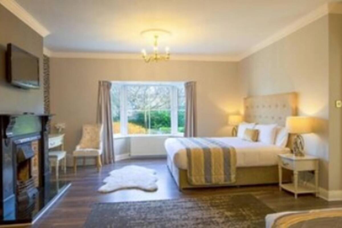 suite home | bathroom | shower, free toiletries, hair dryer, towels