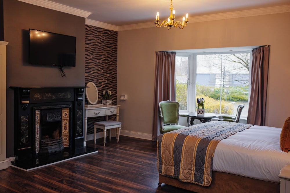 Brook Lodge Hotel photo 4