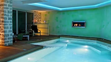 Piscine couverte