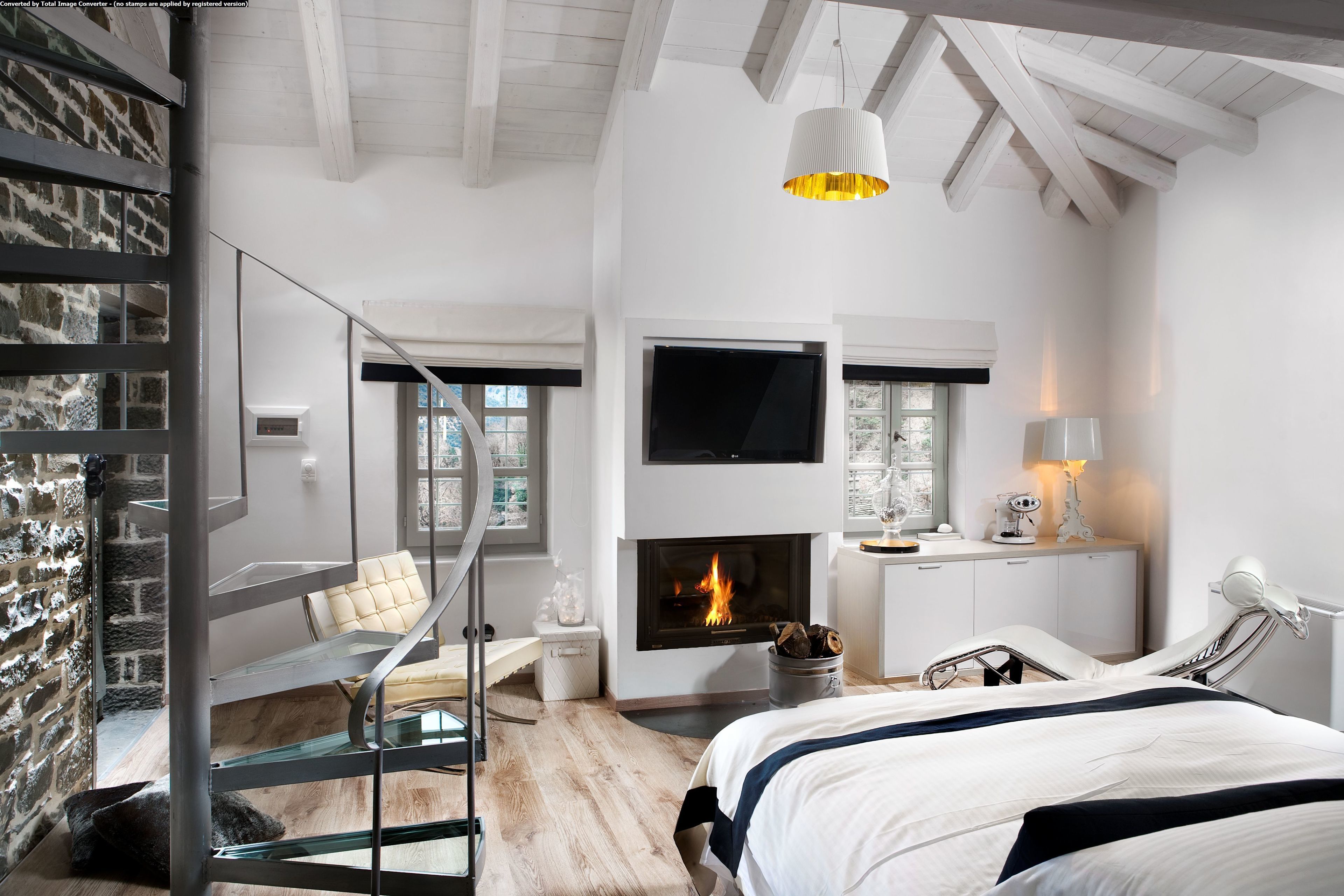 Junior Suite | Premium bedding, minibar, in-room safe, desk