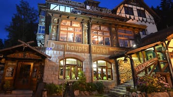 Front of property - evening/night