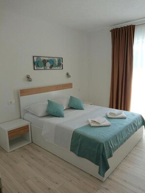 Double Room, Balcony, Sea View | Desk, soundproofing, iron/ironing board, free WiFi - Sea Apartments Slano (Dubrovacko Primorje)