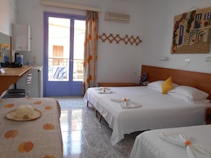 In-room safe, desk, laptop workspace, iron/ironing board - Florida Hotel (Rhodes)