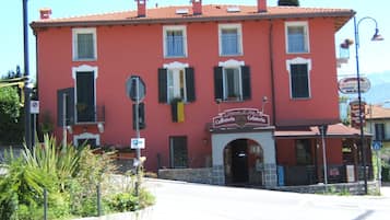 Façade de l’hébergement