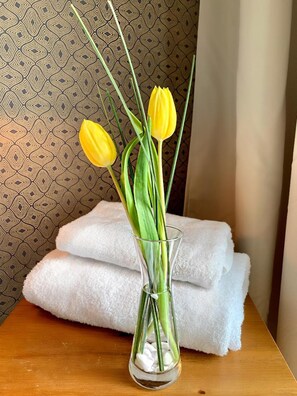 مجففات شعر، مناشف