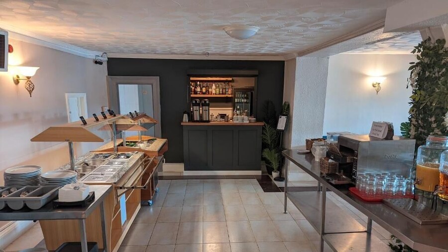 OYO Mayfair Hotel - Isle Of Wight