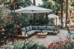 Terrace/patio - Hotel Villa Eugenia (Lovran)