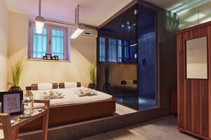 桑拿、芳香疗法、瑞典式按摩、运动按摩、1 ???、按摩服务