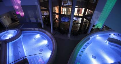 Colosseum Hotel MĂłrahalom