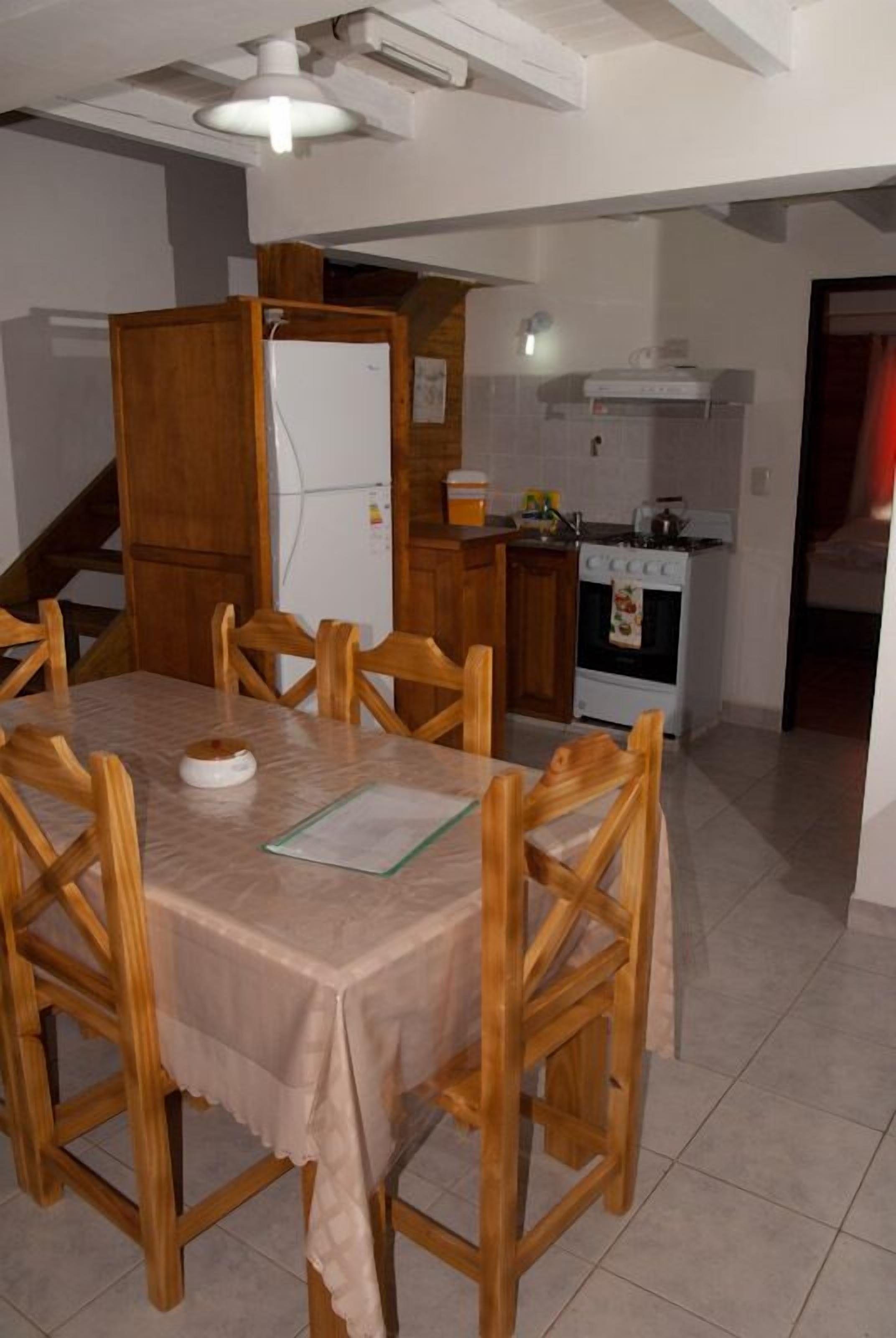 公寓 (For 7 People) | 客房内用餐