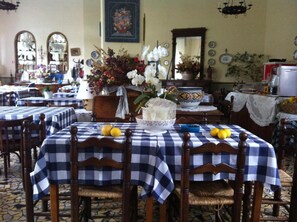 Local cuisine - Hotel Pensione Moderna (Bonassola)