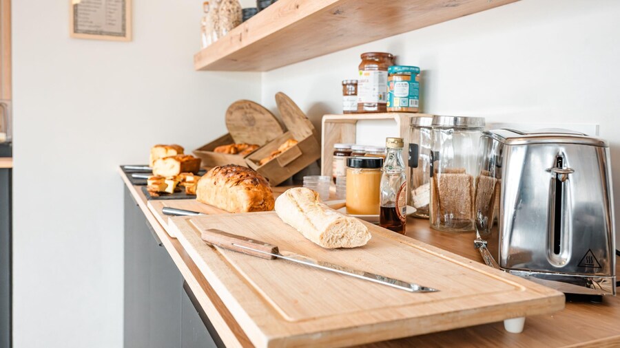 Brit Hotel L'Arrivée Guingamp