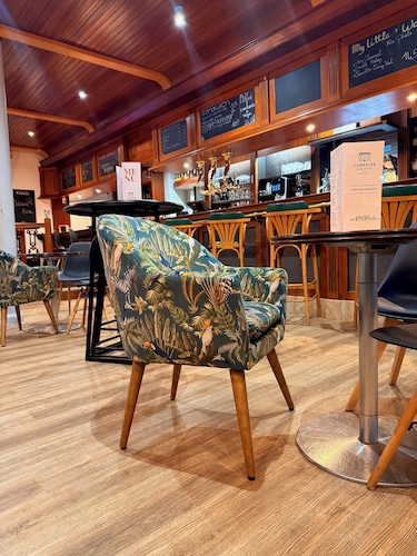 Brit Hotel L'Arrivée Guingamp