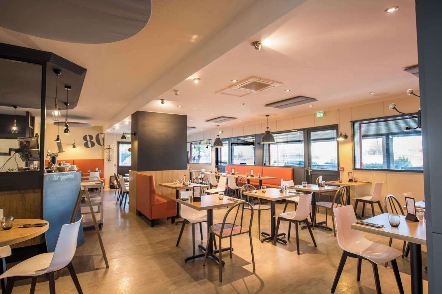 lunch and dinner served, french cuisine