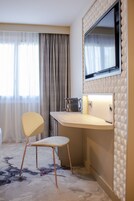 Quarto casal superior, suíte | 2 quartos, escrivaninha, cortinas blackout, quartos à prova de som