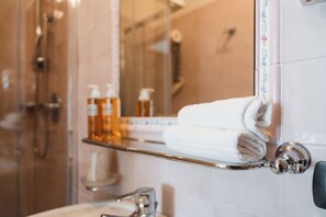 Chambre Familiale | Salle de bain