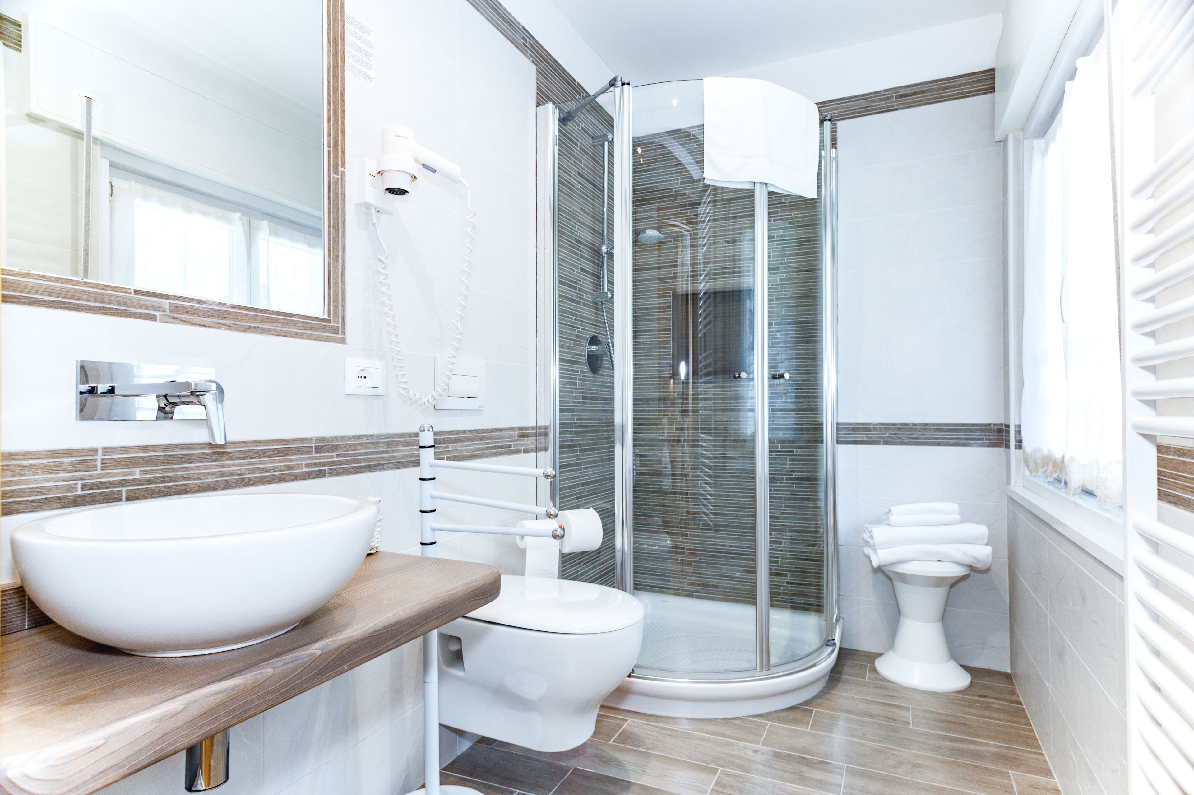 standard double room, mountain view | bathroom | shower, rainfall showerhead, designer toiletries, hair dryer