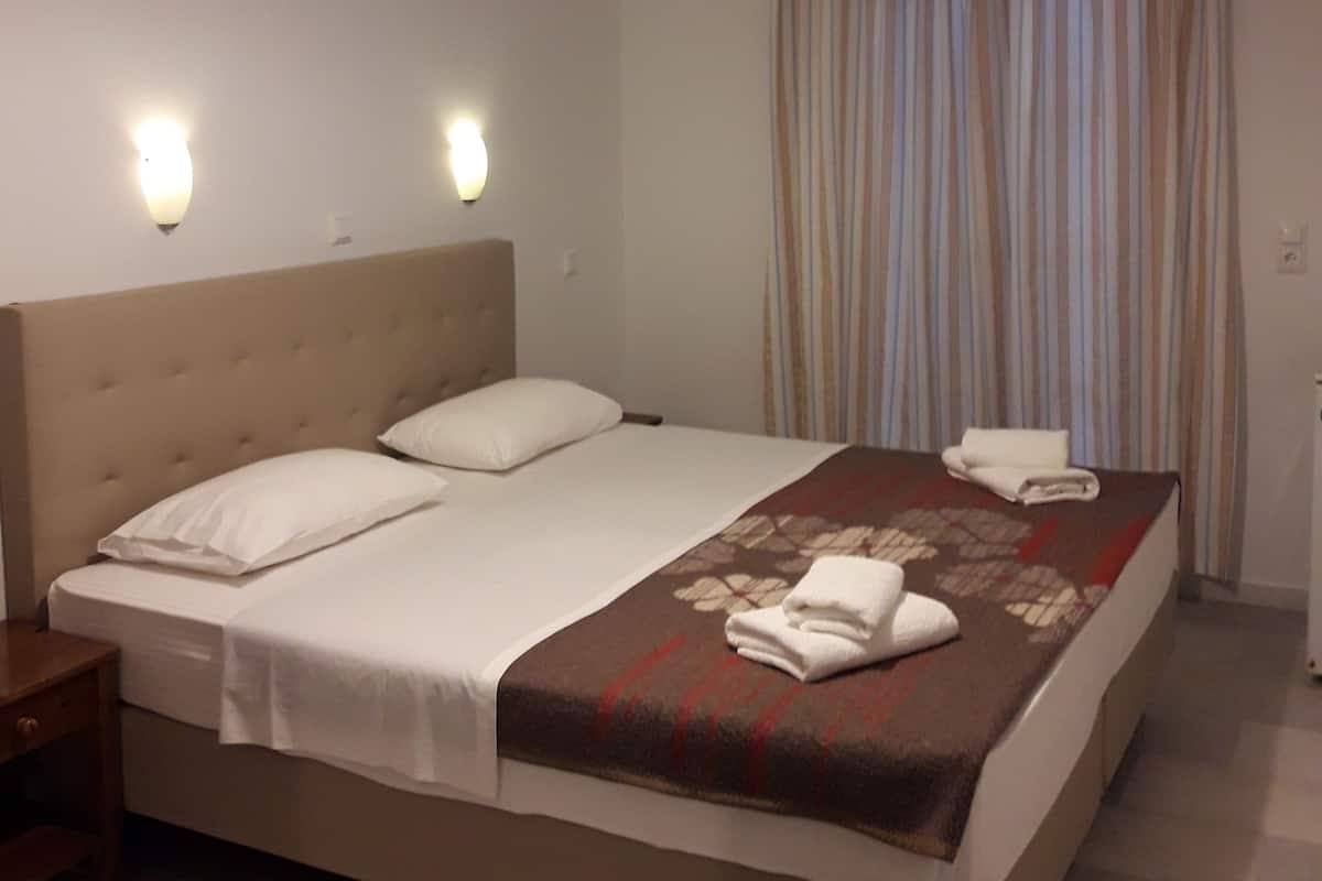 Soundproofing, iron/ironing board, free cots/infant beds, bed sheets