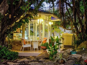 Daily English breakfast for a fee