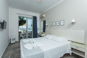 Egyptian cotton sheets, premium bedding, down comforters, pillowtop beds