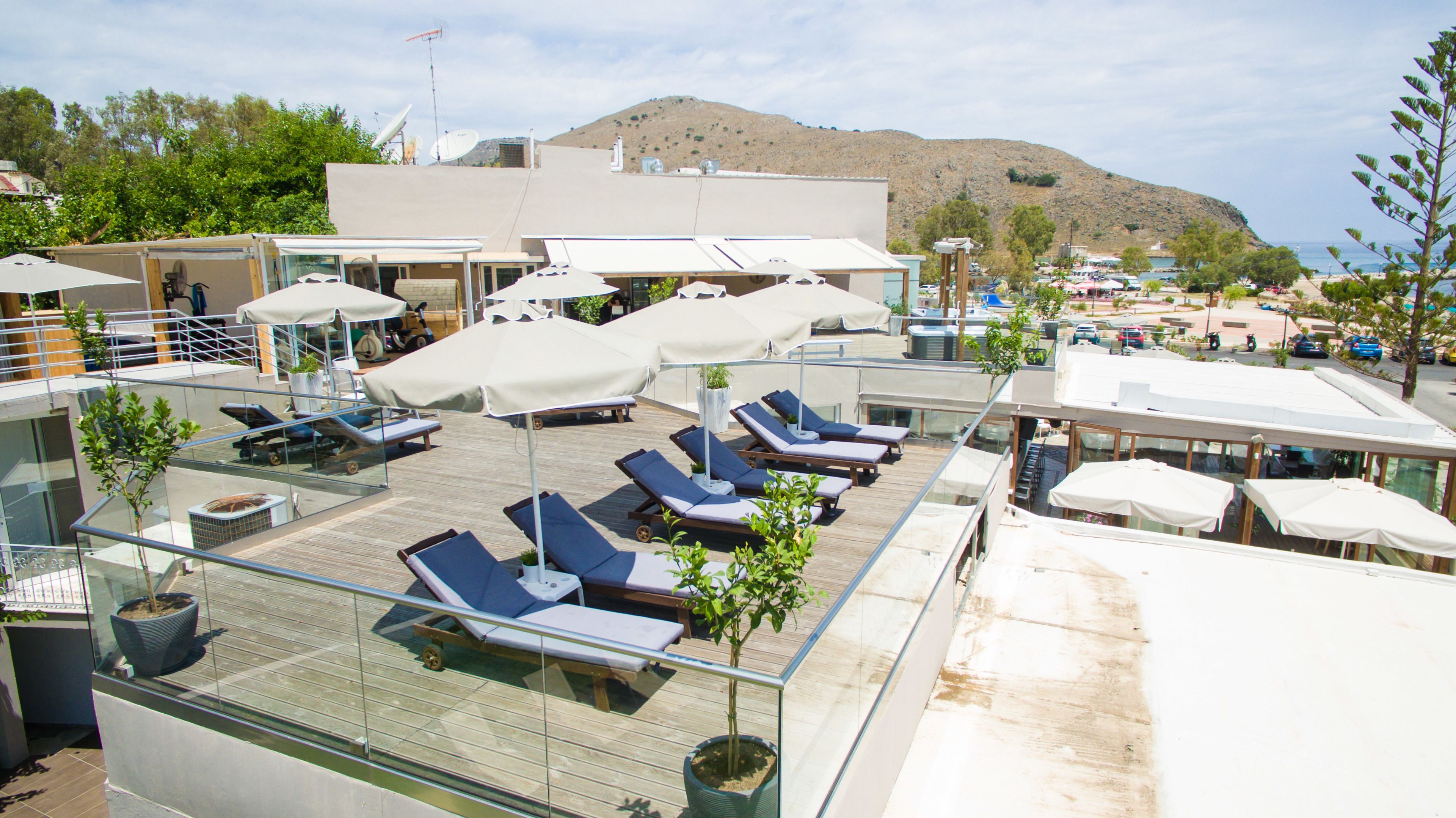 Sun deck