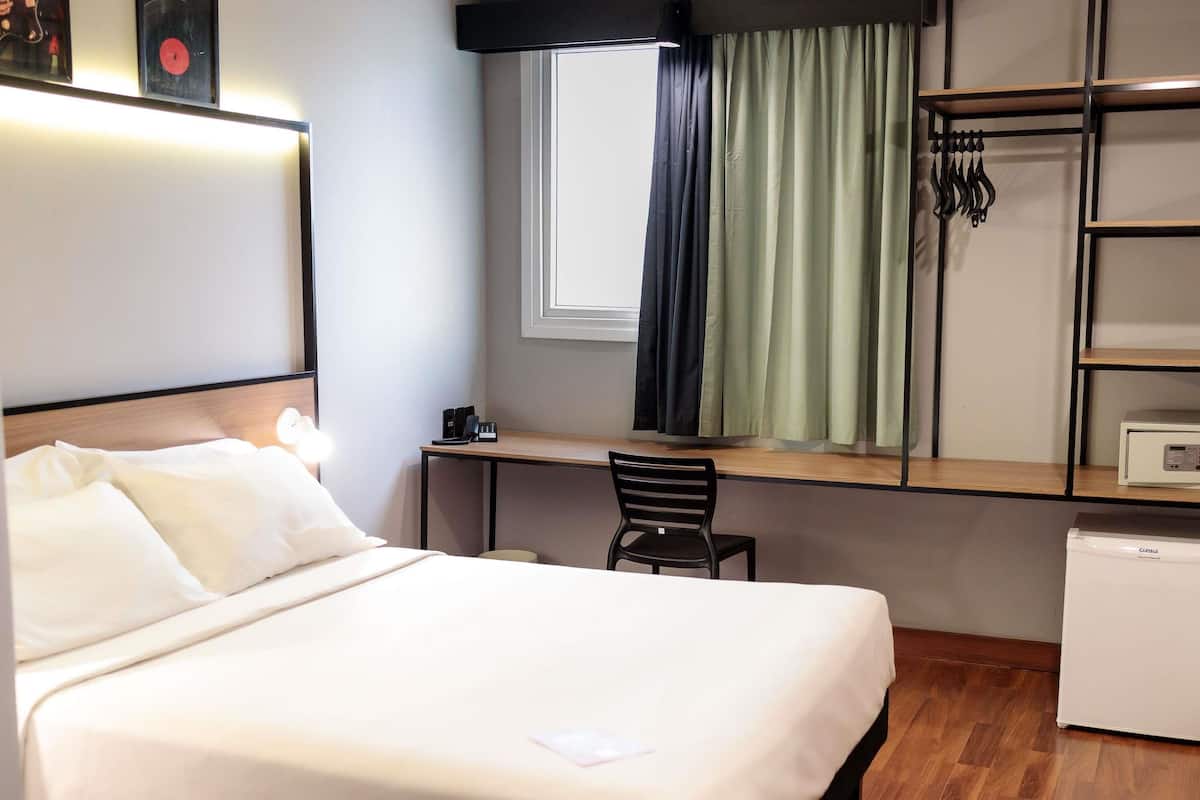 Superior Room, 1 Double Bed | Minibar, in-room safe, desk, blackout drapes
