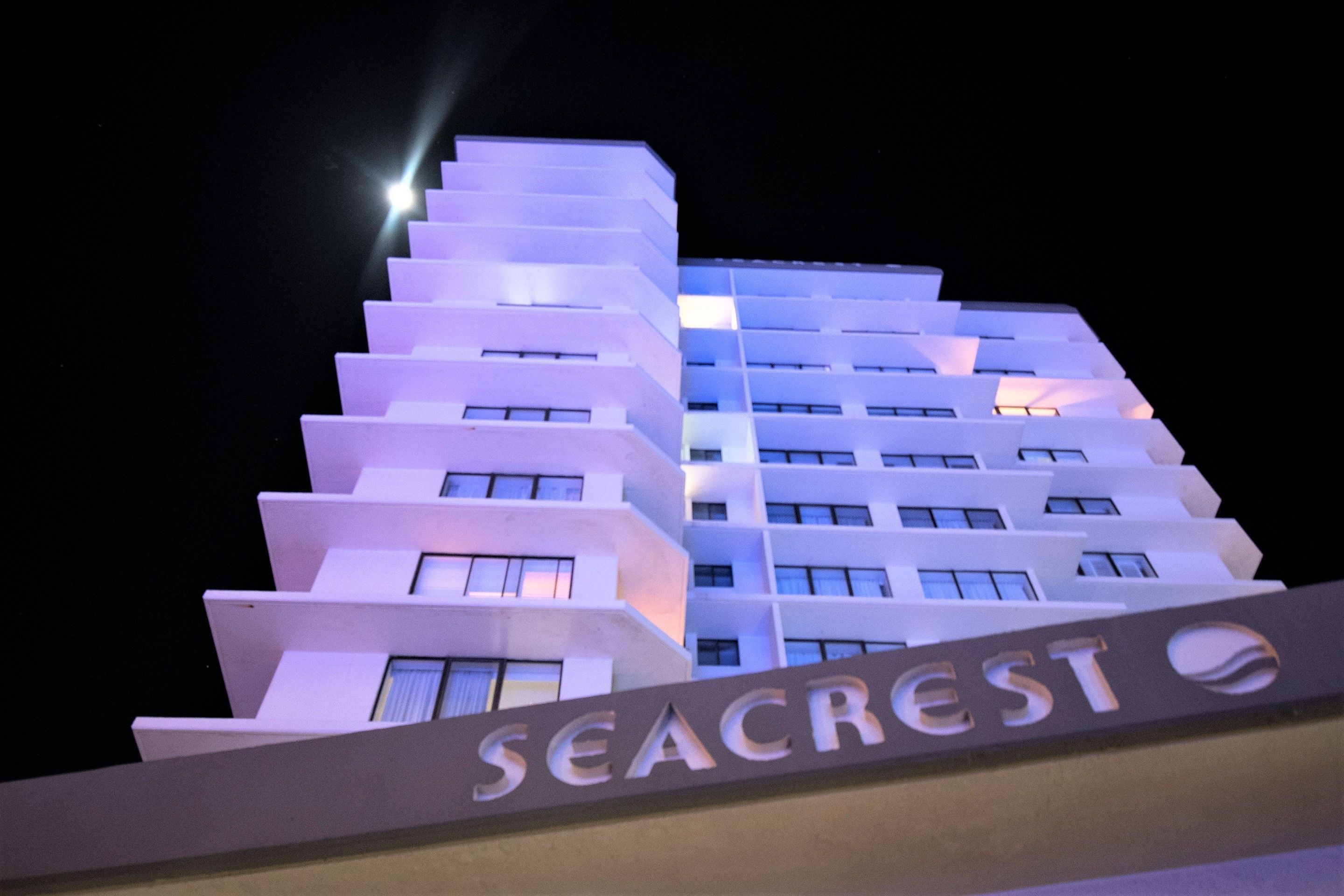 Seacrest Beachfront Holiday Apartments — image 29