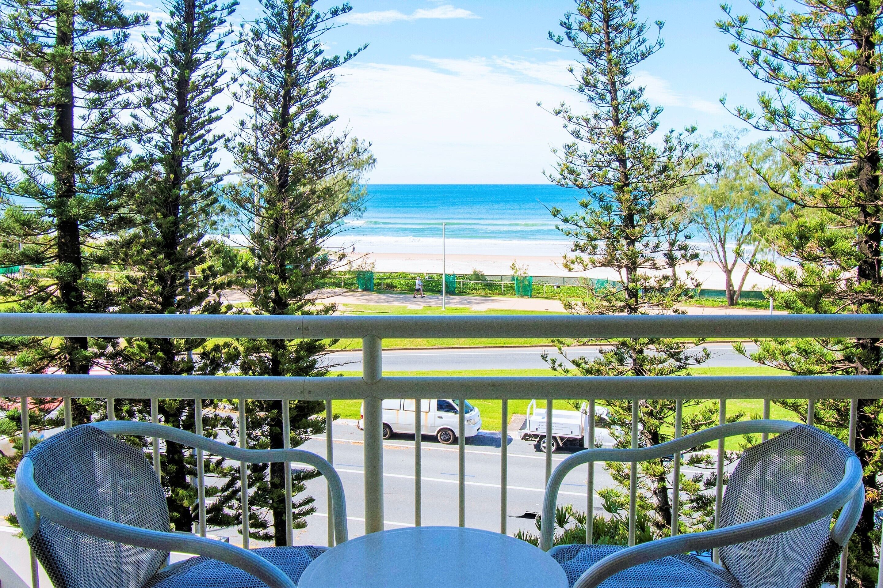 Seacrest Beachfront Holiday Apartments — image 17