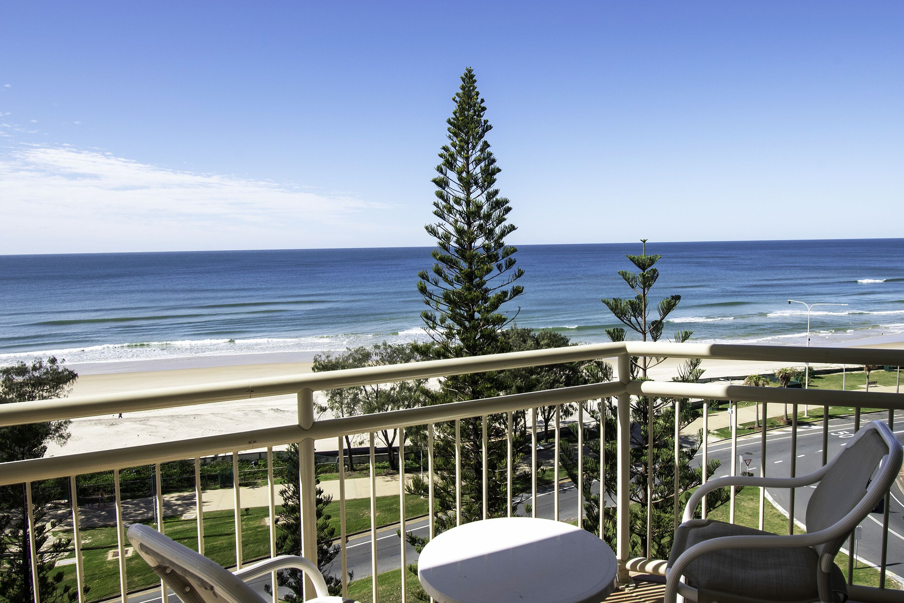 Seacrest Beachfront Holiday Apartments — image 7