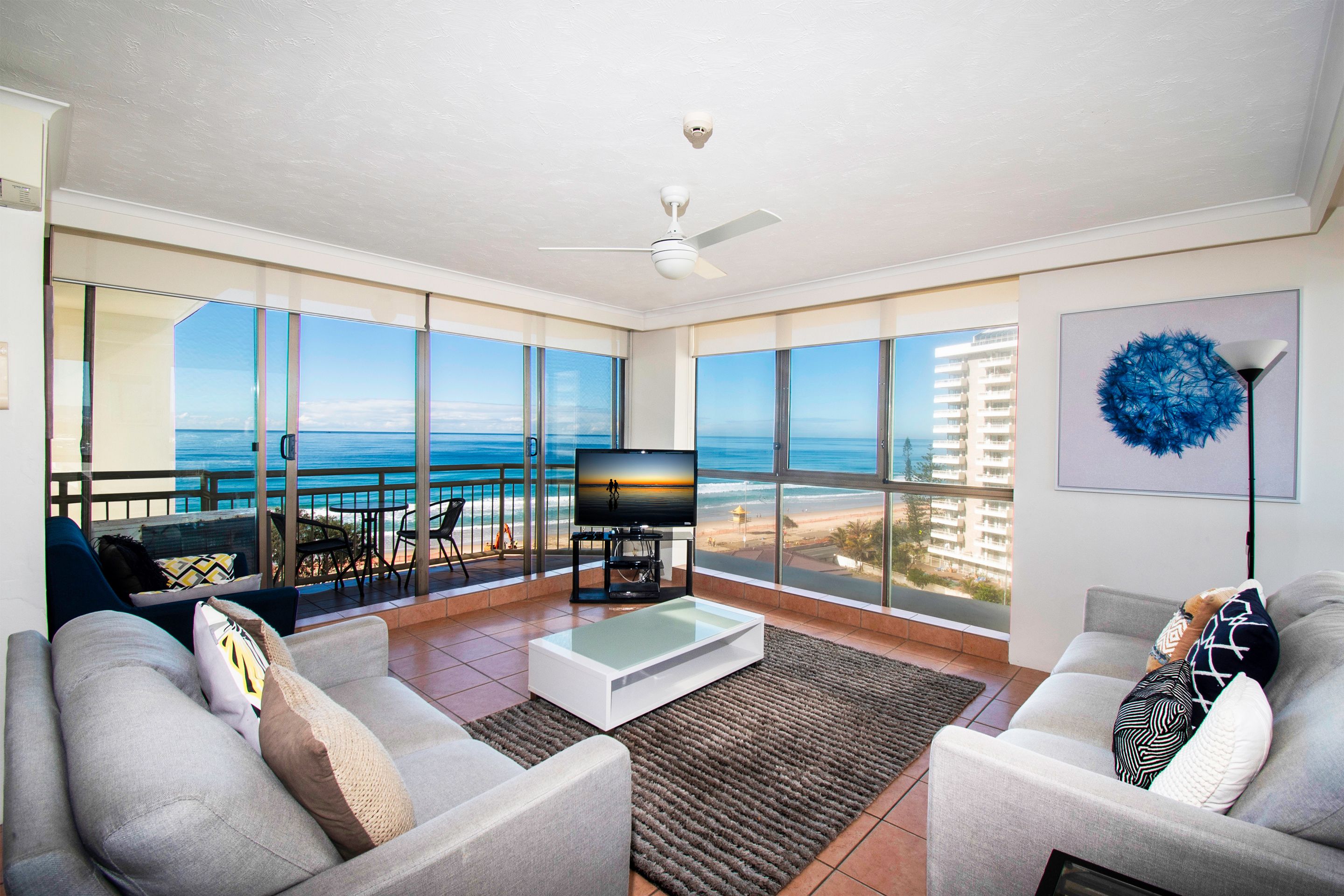 Seacrest Beachfront Holiday Apartments — image 8