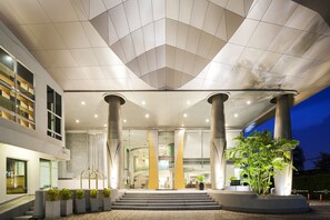 Property entrance - Viva Garden Serviced Residence (Bangkok)