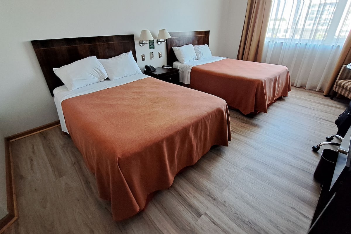 standard double room, 2 double beds | minibar, in-room safe, desk, free wifi