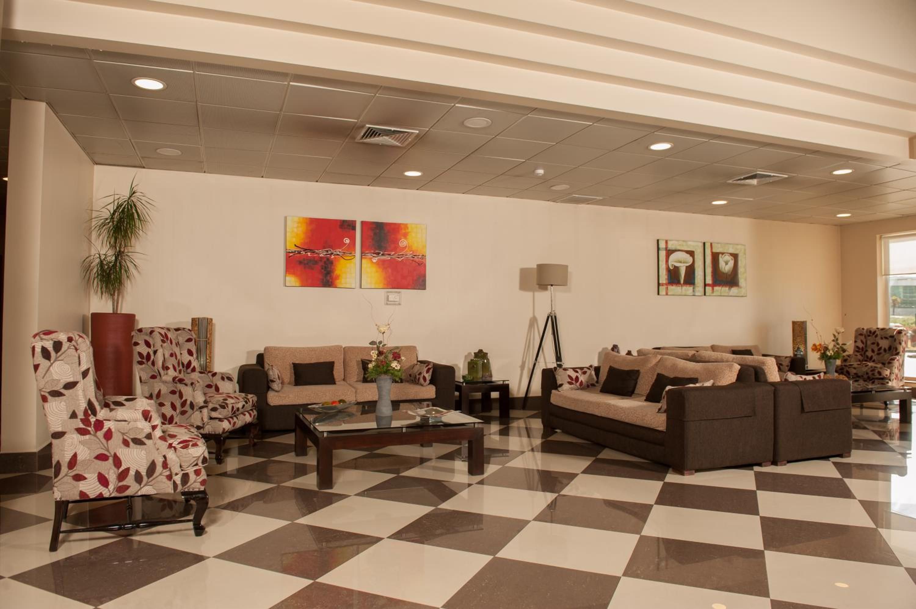 Photo - Hotel Diego de Almagro Lomas Verdes