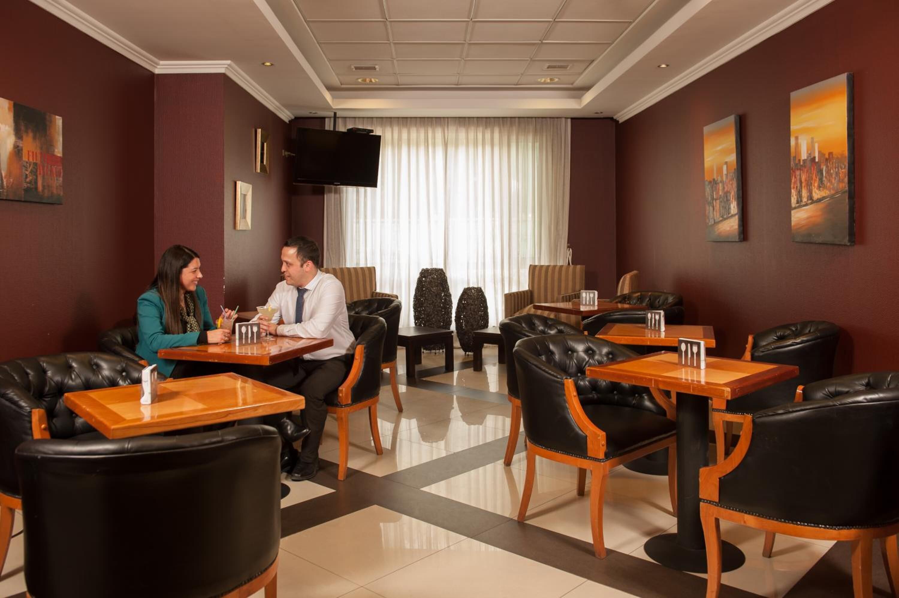 breakfast, lunch and dinner served