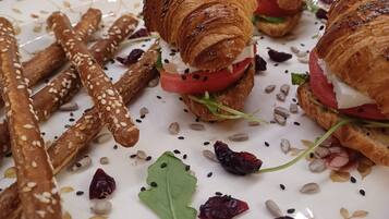 Daily buffet breakfast for a fee
