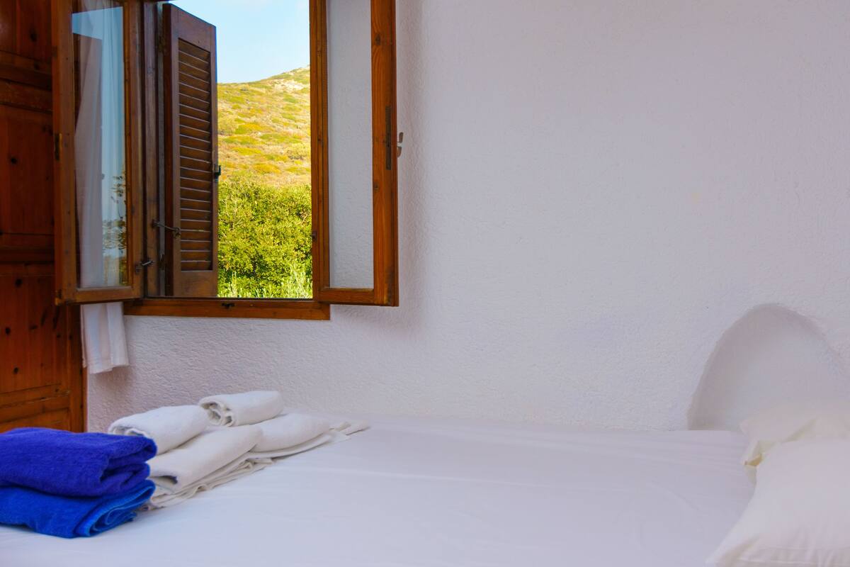 Standard Apartment, 1 Bedroom, Sea View (for 2) | In-room safe, WiFi (free)