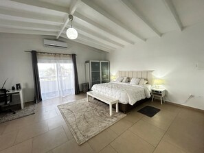 Deluxe Suite, Sea View