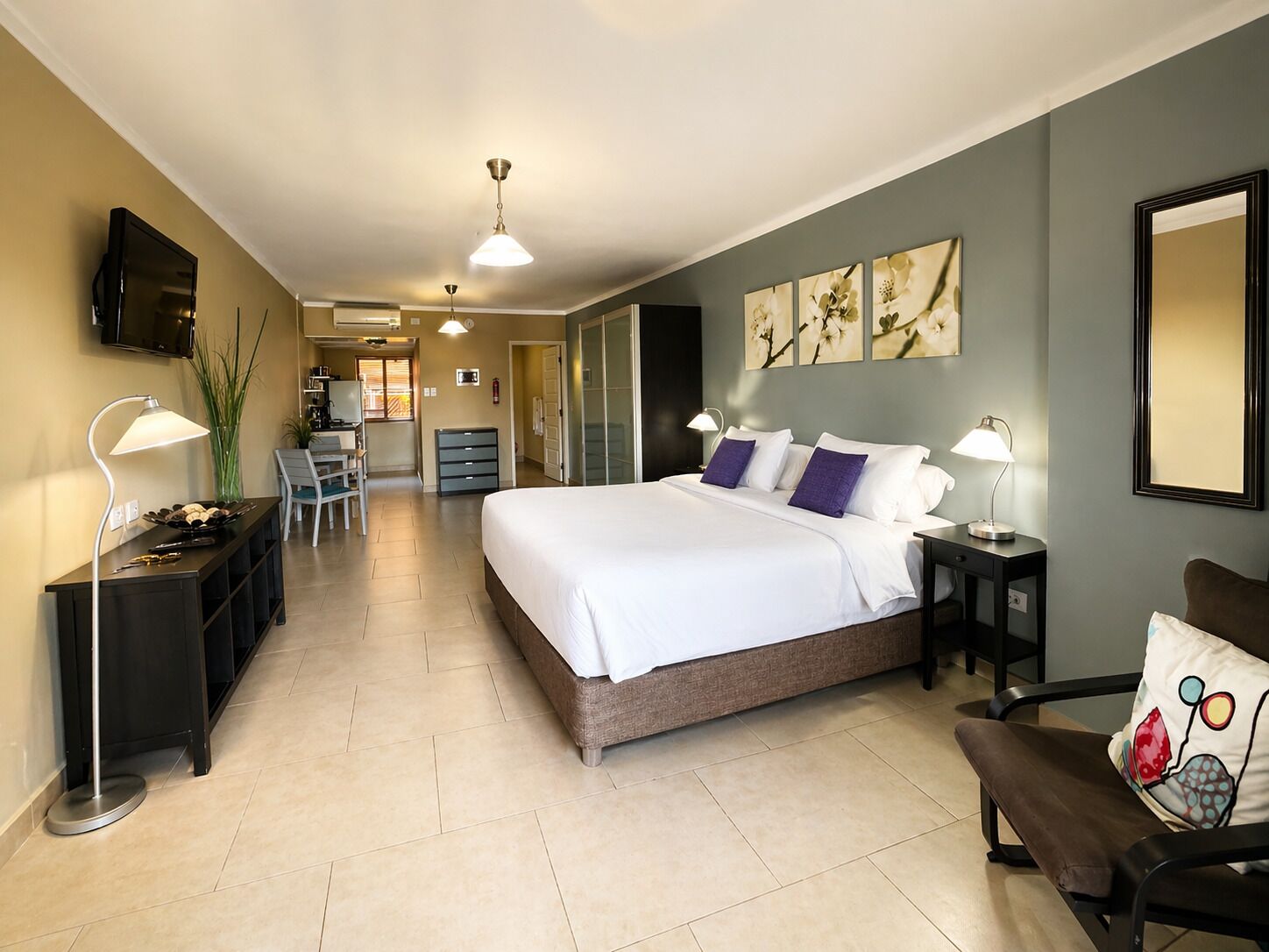 Standard Studio | Premium bedding, in-room safe, soundproofing, iron/ironing board