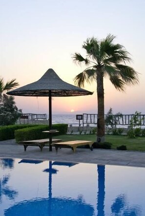 Outdoor pool - Tamra Beach Resort (Sharm El Sheikh)
