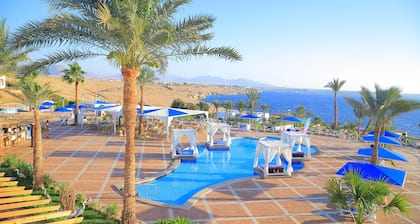 Club Reef Resort & Spa