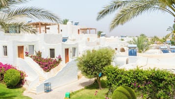 Mặt tiền nơi lưu trú