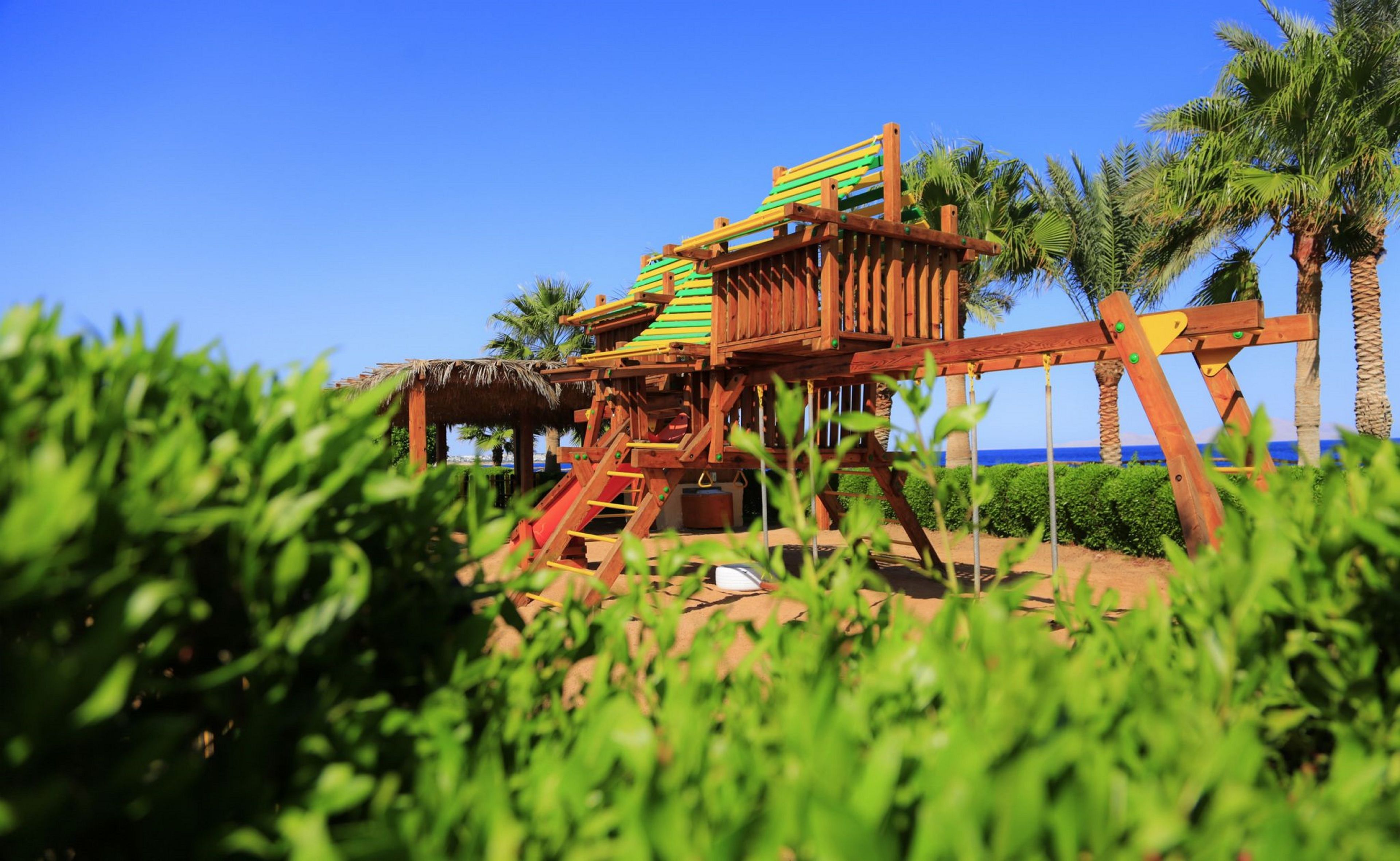 children’s play area – outdoor