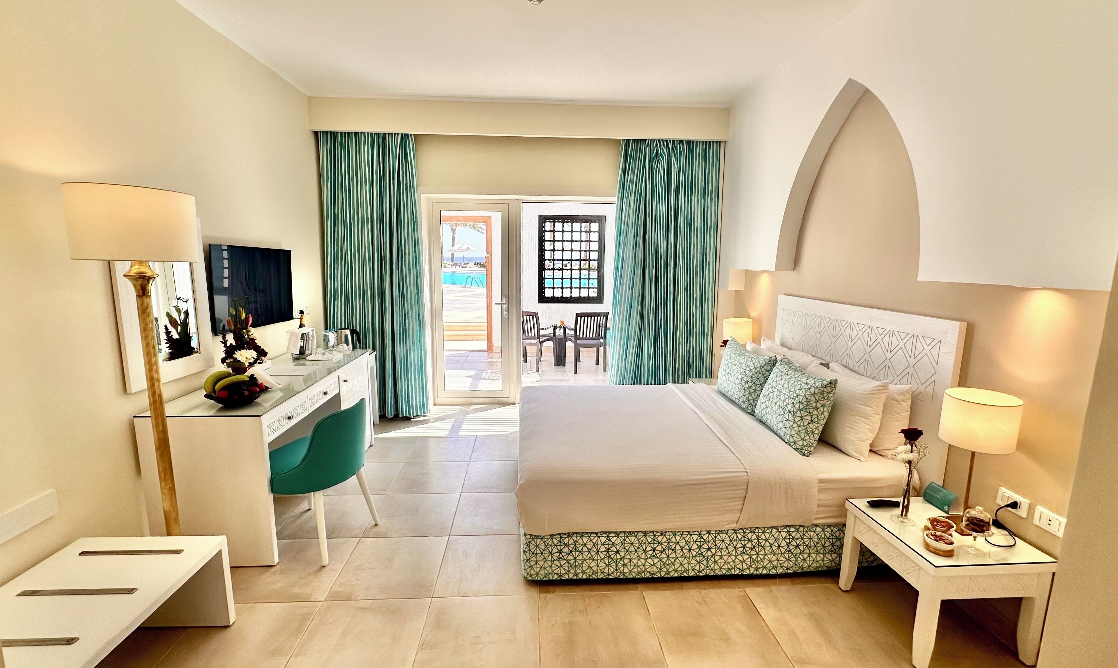 Superior-Zimmer, Poolblick