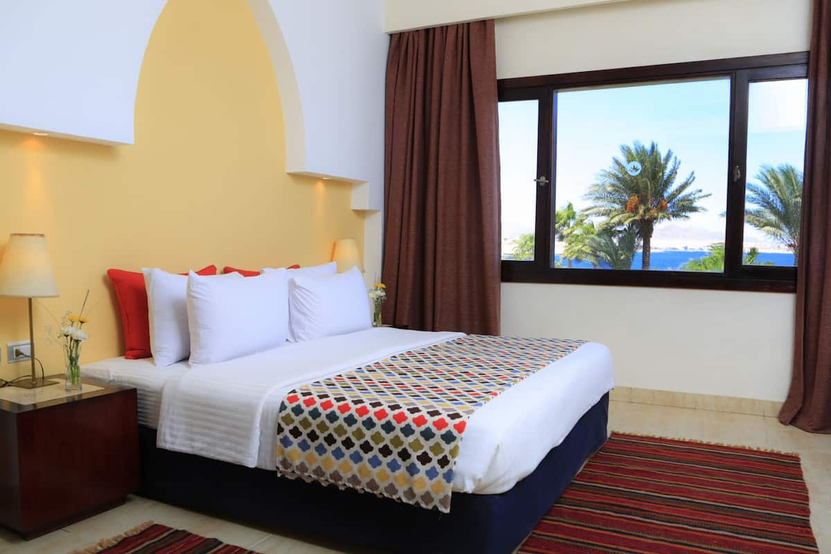 1 bedroom, minibar, in-room safe, desk