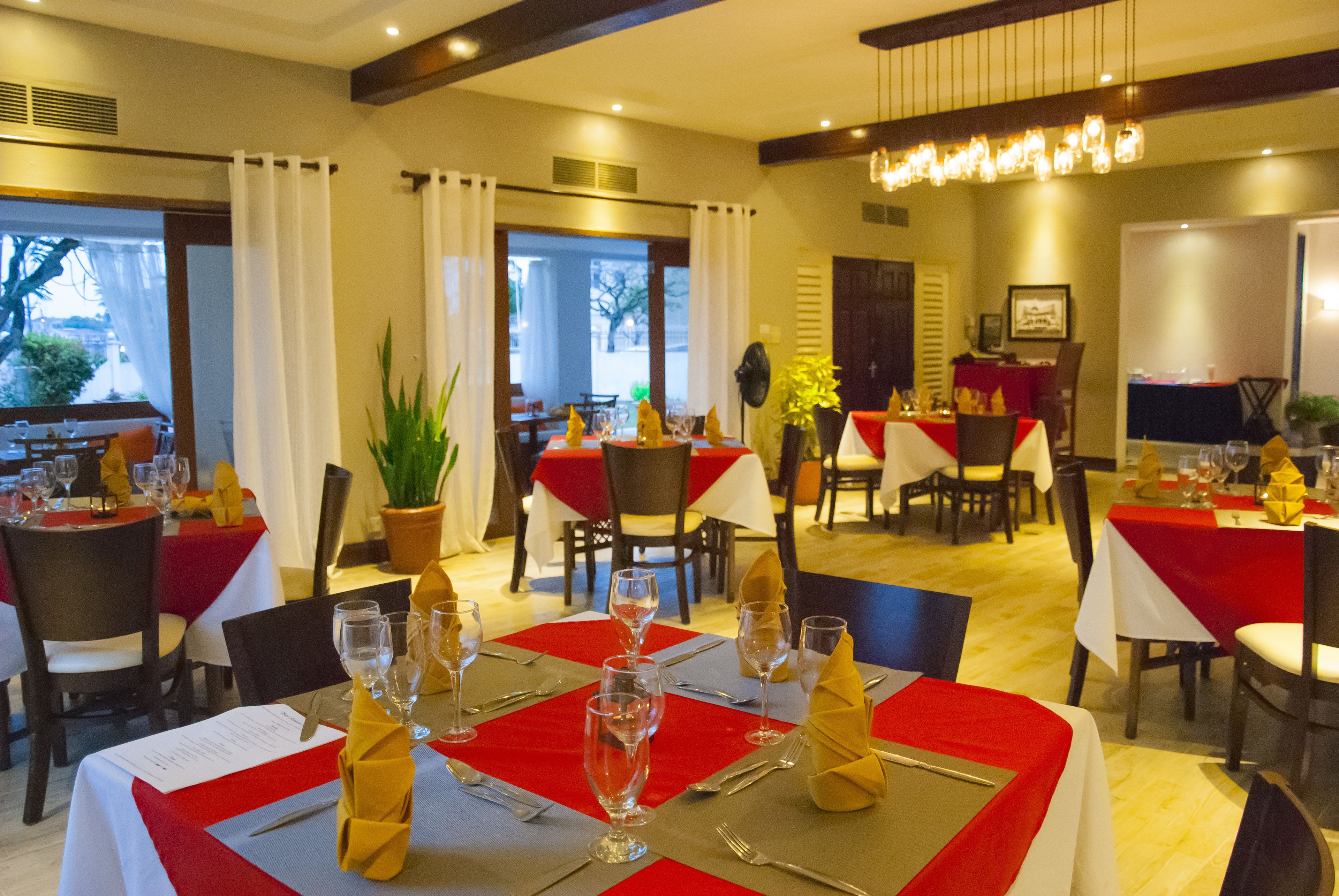 Breakfast, lunch, dinner served; international cuisine 