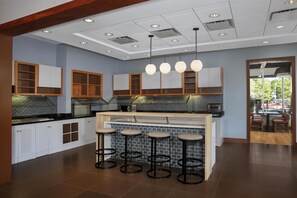 Free daily on-the-go breakfast - Hyatt Place Raleigh/Cary (Raleigh)