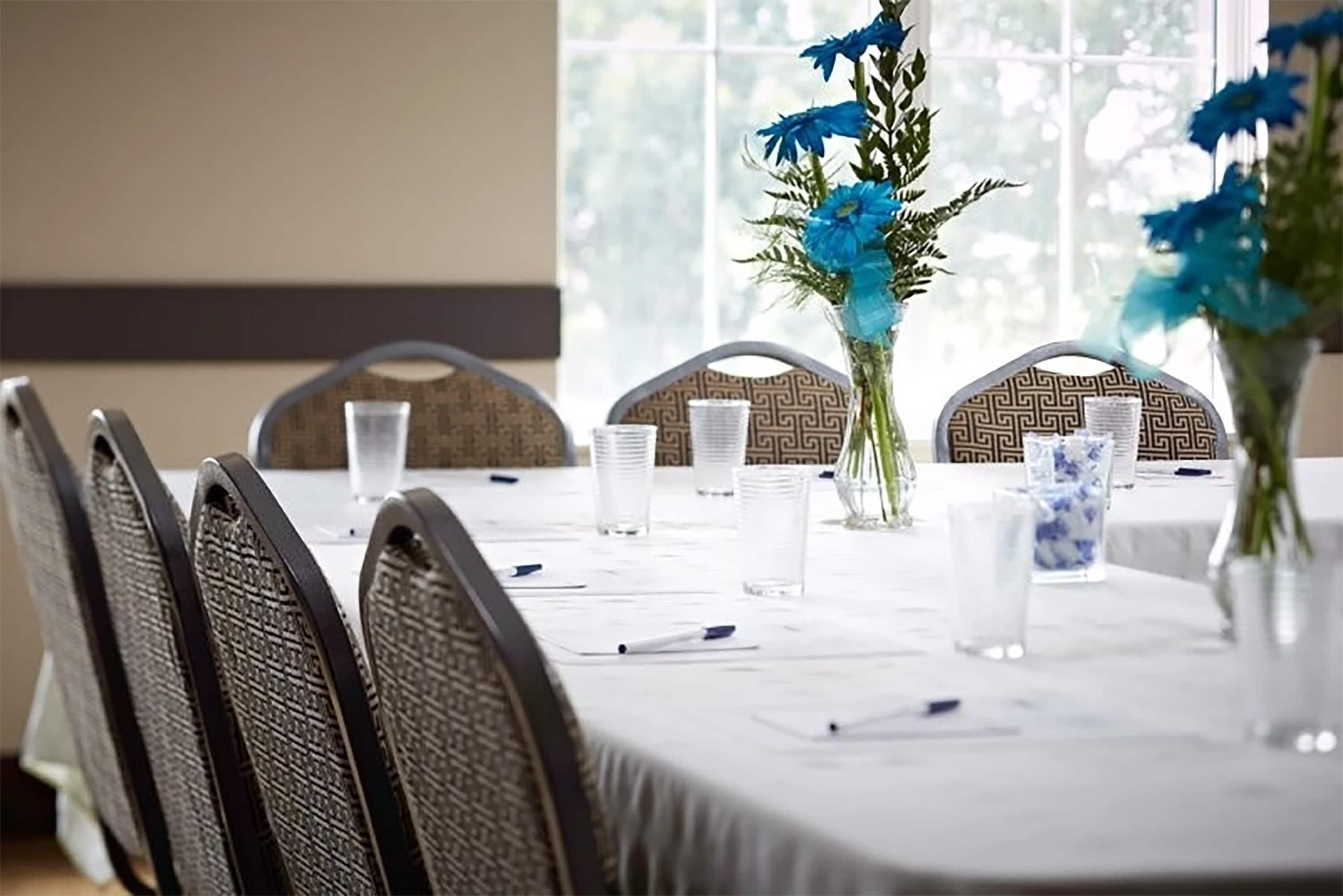 Ilmainen päivittäinen buffetaamiainen 