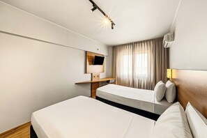 Standard Room, 2 Single Beds